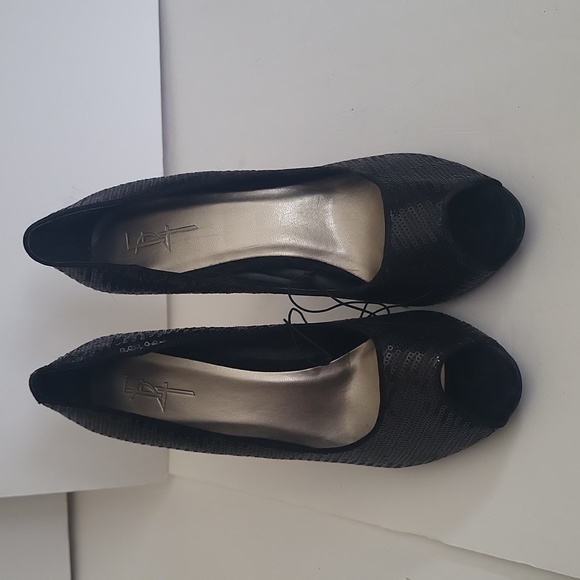 Forever 21 Shoes - NWT Forever 21 Black Sequined Stiletto Heels, Size 9